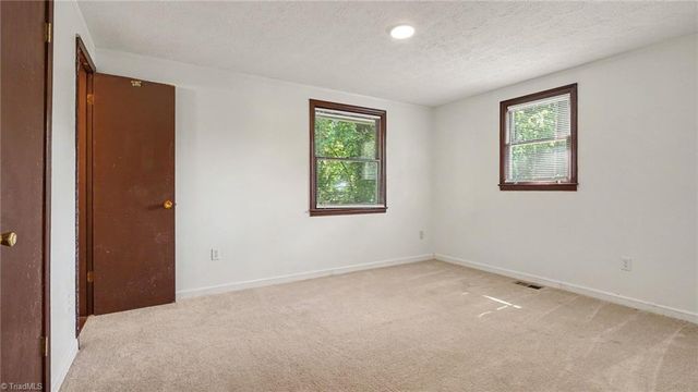 1301 Clegg Street, Greensboro, NC 27407