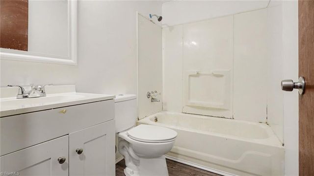 1301 Clegg Street, Greensboro, NC 27407