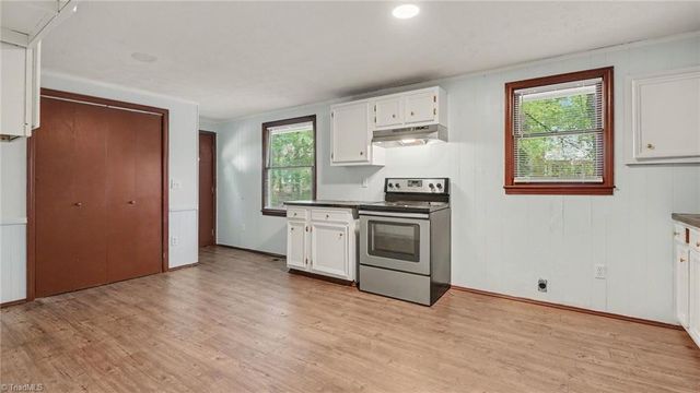 1301 Clegg Street, Greensboro, NC 27407