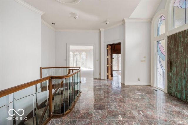 5400 W Deer Run Court, Muncie, IN 47304