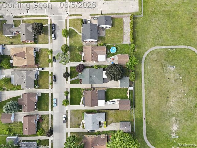 3327 Syracuse Street, Dearborn, MI 48124