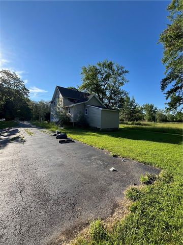 6705 E Townline Road, Williamson, NY 14589
