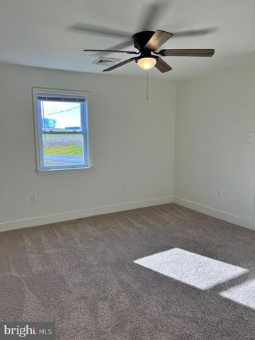 565 BACON RD, Red Lion, PA 17356