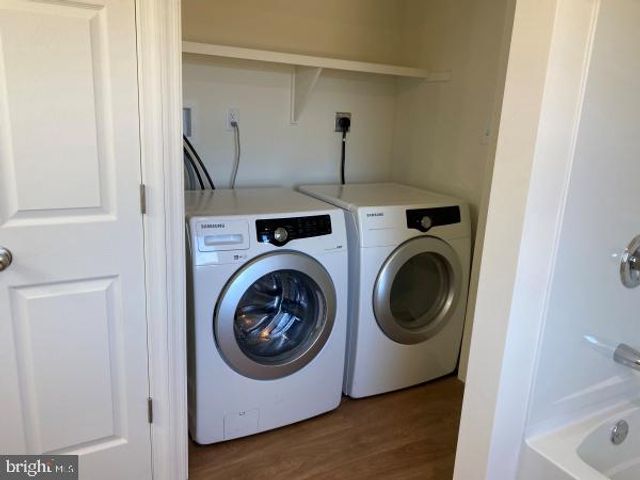 565 BACON RD, Red Lion, PA 17356