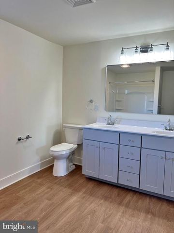 565 BACON RD, Red Lion, PA 17356