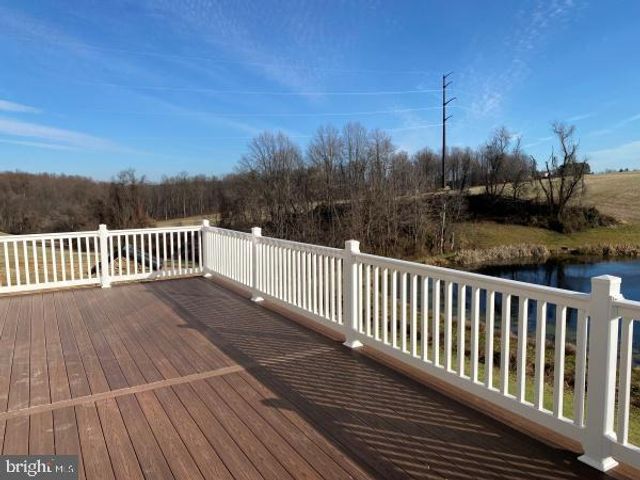 565 BACON RD, Red Lion, PA 17356