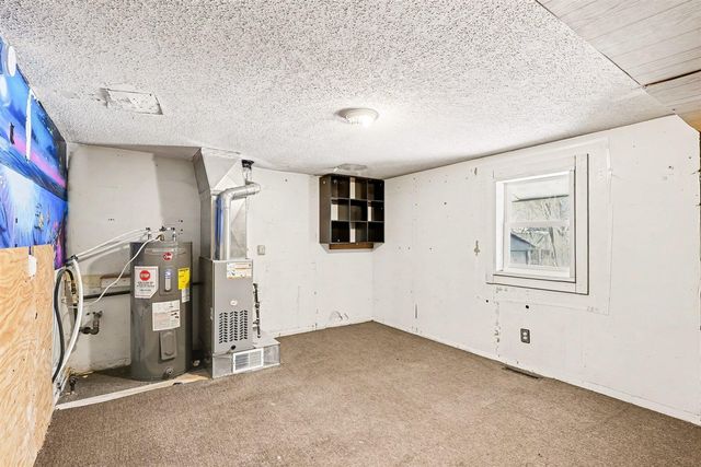 1259 E Apple Avenue, Muskegon, MI 49442