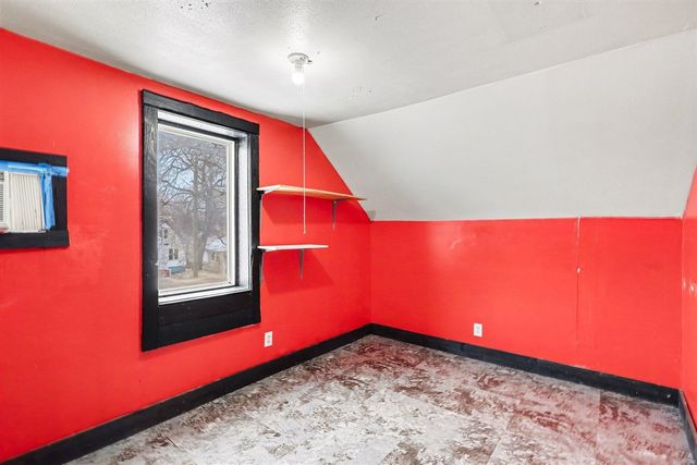 1259 E Apple Avenue, Muskegon, MI 49442