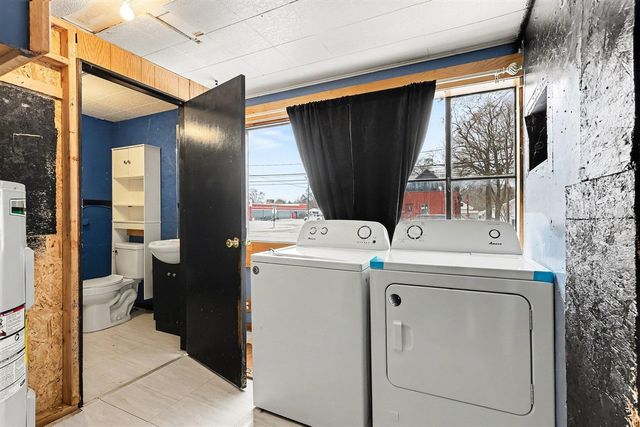 1259 E Apple Avenue, Muskegon, MI 49442