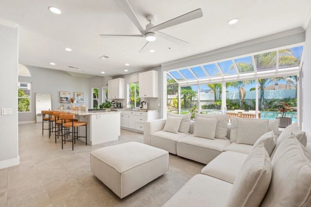 5140 Via Avante, San Diego, CA 92130