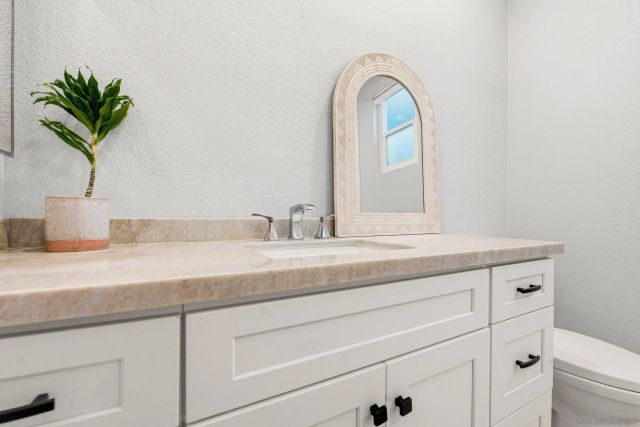 5140 Via Avante, San Diego, CA 92130