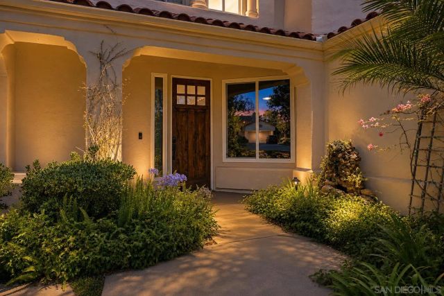 5140 Via Avante, San Diego, CA 92130