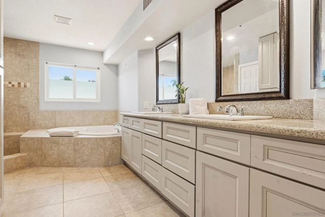 5140 Via Avante, San Diego, CA 92130