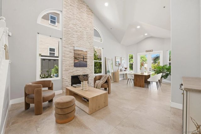 5140 Via Avante, San Diego, CA 92130