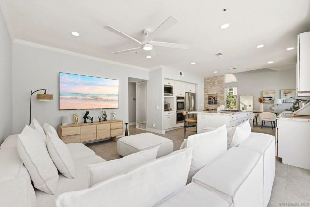 5140 Via Avante, San Diego, CA 92130