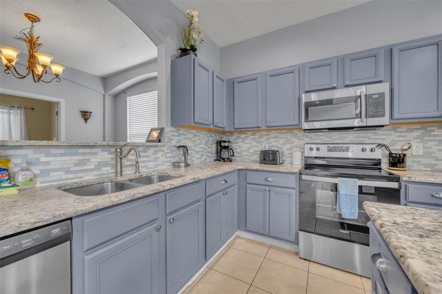 2737 LIDO KEY DRIVE, Kissimmee, FL 34747