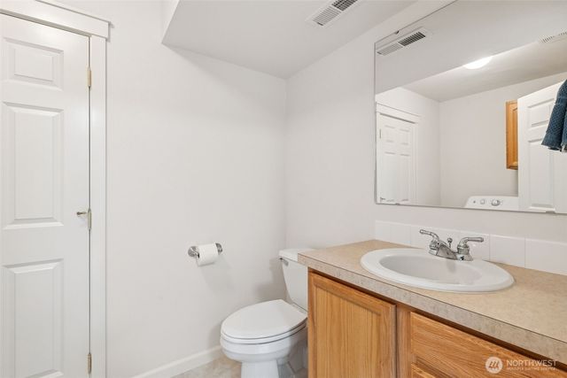 3694 Simmons Mill Court SW #B, Tumwater, WA 98512