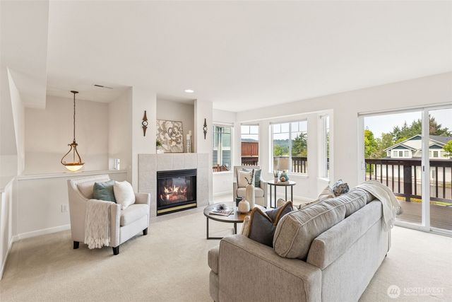 3694 Simmons Mill Court SW #B, Tumwater, WA 98512