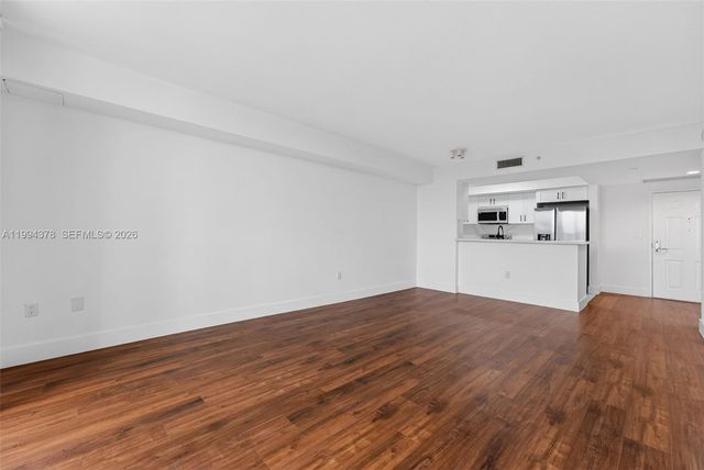 19501 W Country Club Dr 602, Aventura, FL 33180