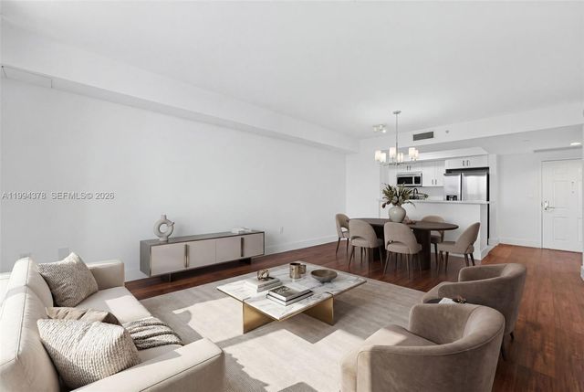 19501 W Country Club Dr 602, Aventura, FL 33180