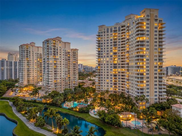 19501 W Country Club Dr 602, Aventura, FL 33180