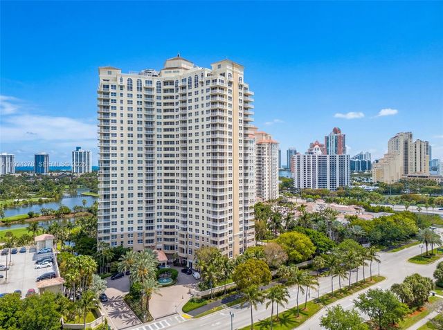 19501 W Country Club Dr 602, Aventura, FL 33180