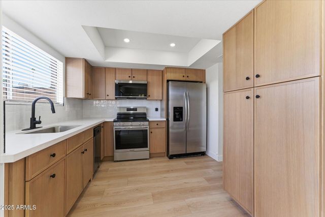 6736 S RITA Lane, Tempe, AZ 85283