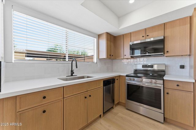 6736 S RITA Lane, Tempe, AZ 85283