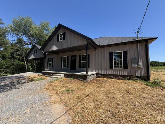 784 Halls Mill Rd, Shelbyville, TN 37160