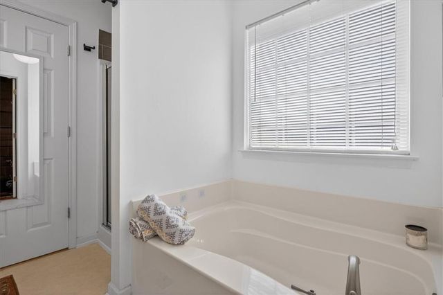 1054 River Plantation Drive, Woodstock, GA 30188