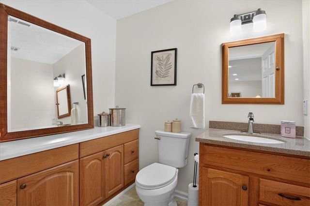 1054 River Plantation Drive, Woodstock, GA 30188