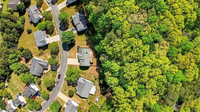 1054 River Plantation Drive, Woodstock, GA 30188