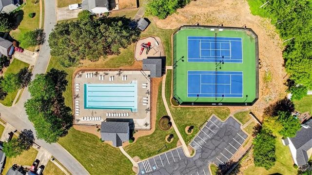 1054 River Plantation Drive, Woodstock, GA 30188