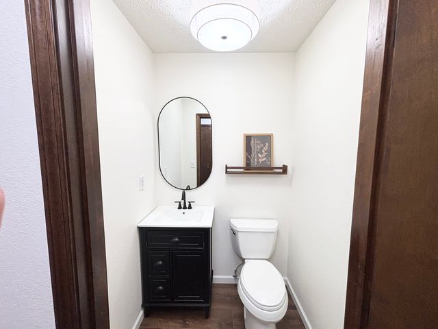 112 Donoho Drive, Salem, IL 62881