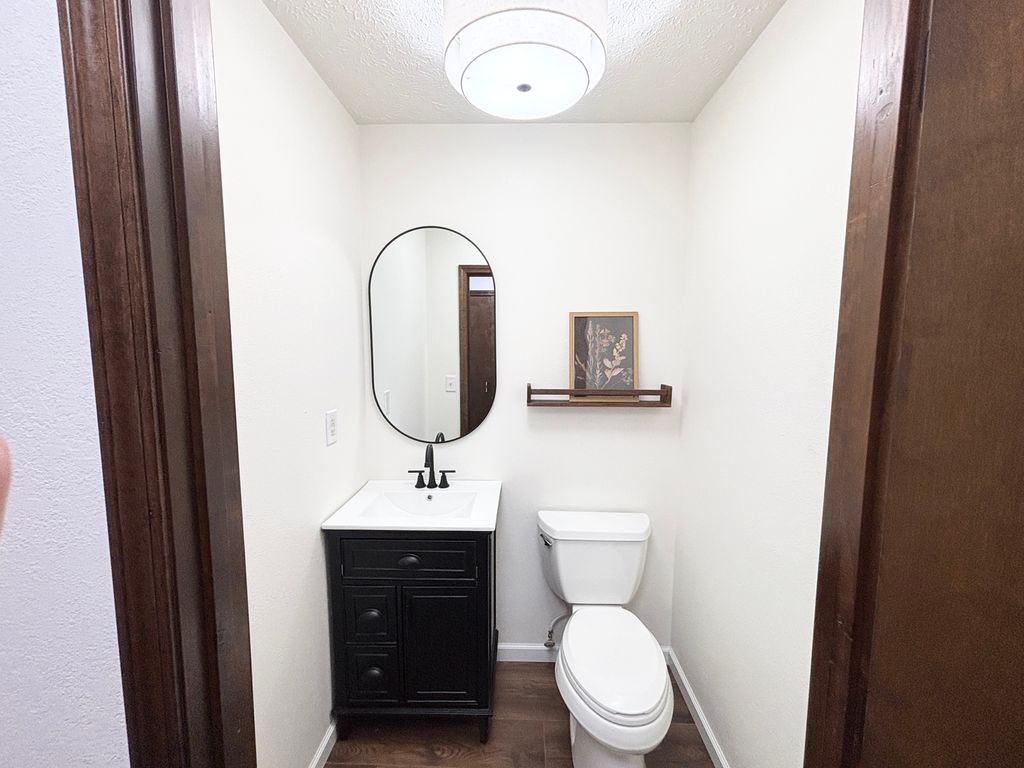 Image 22 of property listing at 112 Donoho Drive, Salem, IL 62881