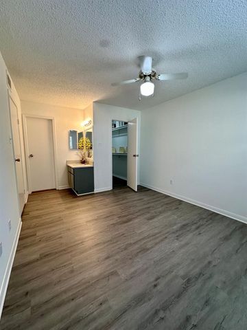 12660 Ashford Point Drive 315, Houston, TX 77082