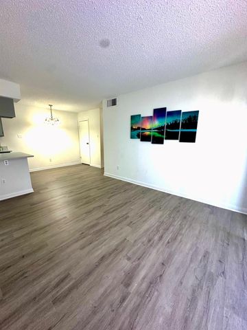 12660 Ashford Point Drive 315, Houston, TX 77082
