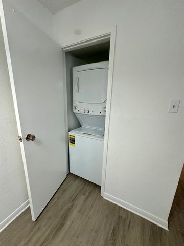 12660 Ashford Point Drive 315, Houston, TX 77082