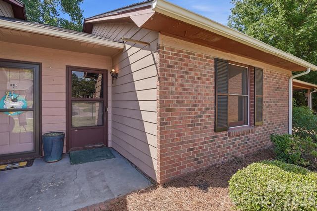 141 Glenwood Drive E, Rock Hill, SC 29732