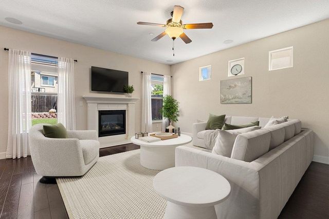 7801 Cordially Way, Elk Grove, CA 95757