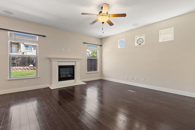 7801 Cordially Way, Elk Grove, CA 95757