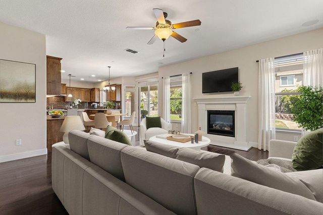 7801 Cordially Way, Elk Grove, CA 95757
