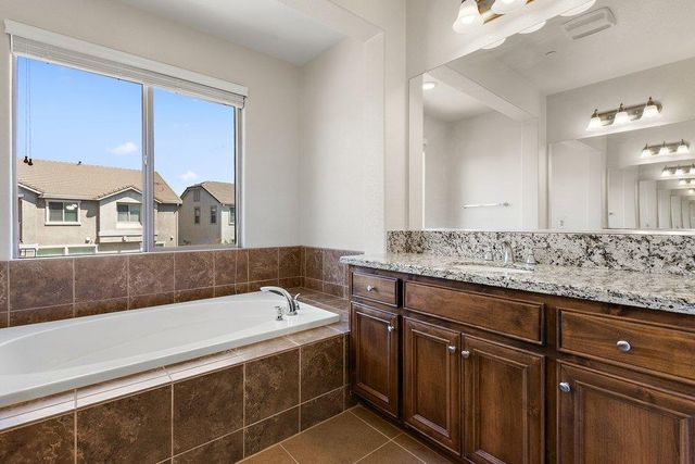 7801 Cordially Way, Elk Grove, CA 95757