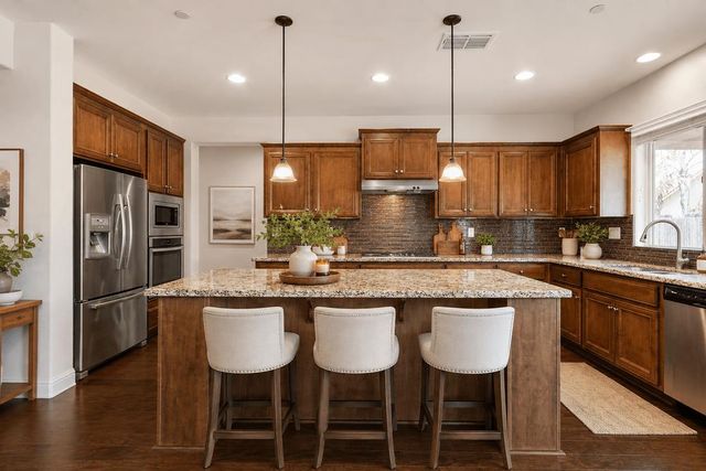 7801 Cordially Way, Elk Grove, CA 95757