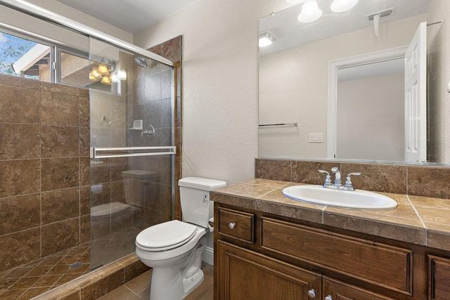 7801 Cordially Way, Elk Grove, CA 95757