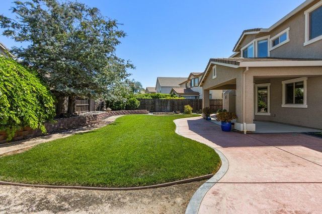 7801 Cordially Way, Elk Grove, CA 95757