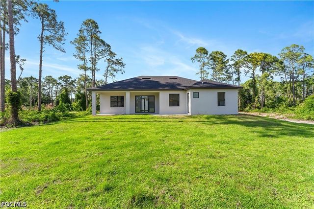 722 Phelps ST E, Lehigh Acres, FL 33974