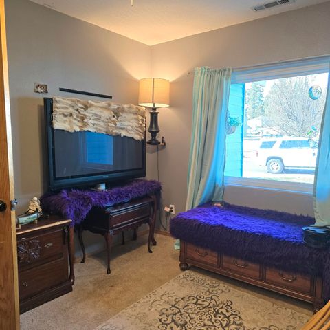 5164 Chestnut Lane, Klamath Falls, OR 97601