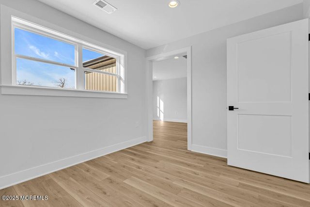 420 New Jersey Avenue, Pine Beach, NJ 08741