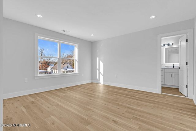 420 New Jersey Avenue, Pine Beach, NJ 08741